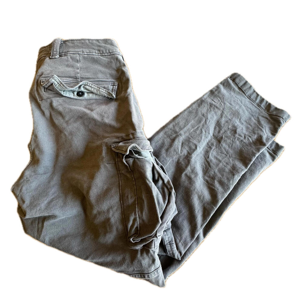 Abercrombie & Fitch Men's Gray Cargo Pants